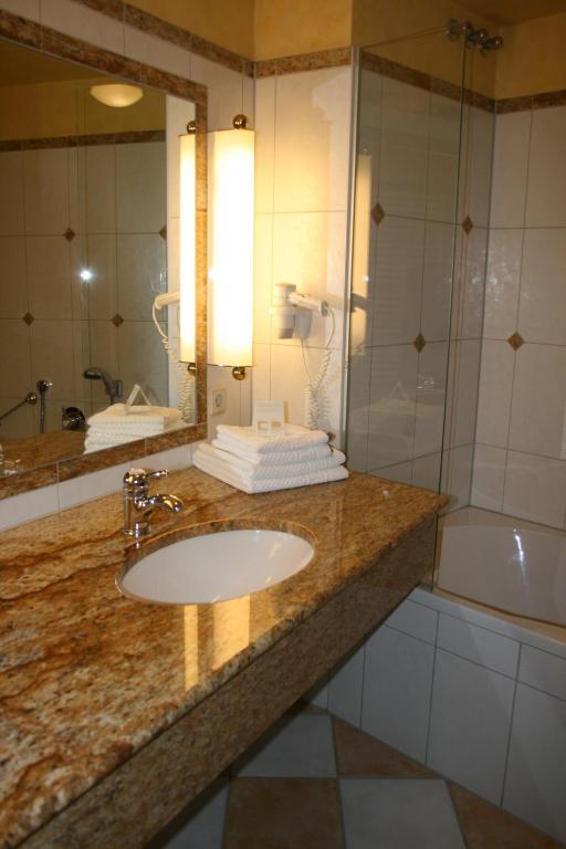 Hotel Wilder Mann Königstein in der Oberpfalz Quarto foto