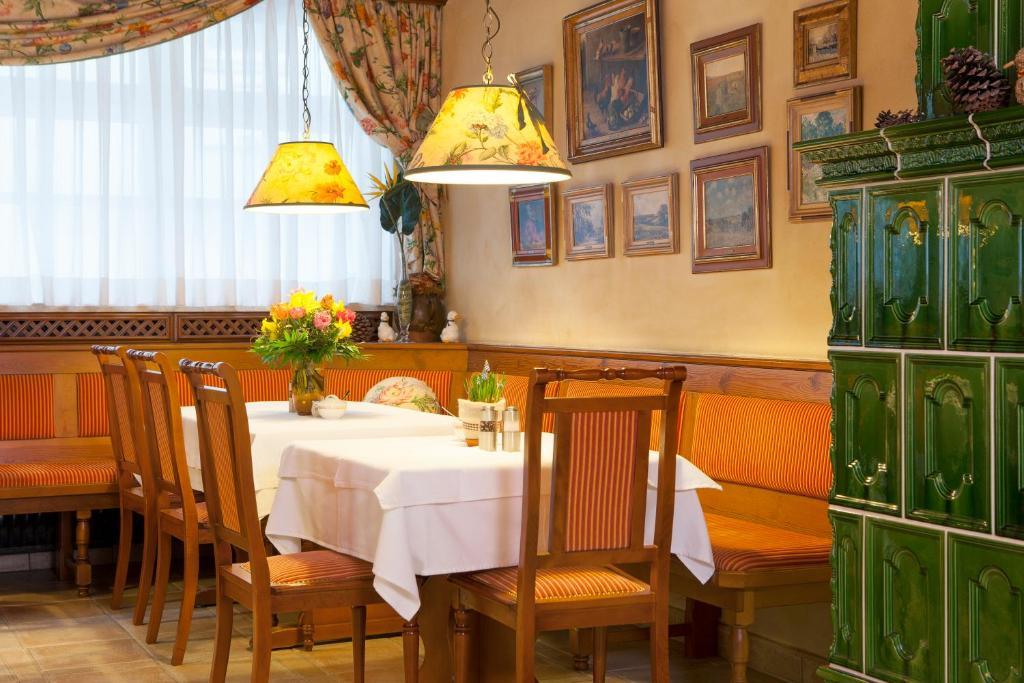 Hotel Wilder Mann Königstein in der Oberpfalz Exterior foto