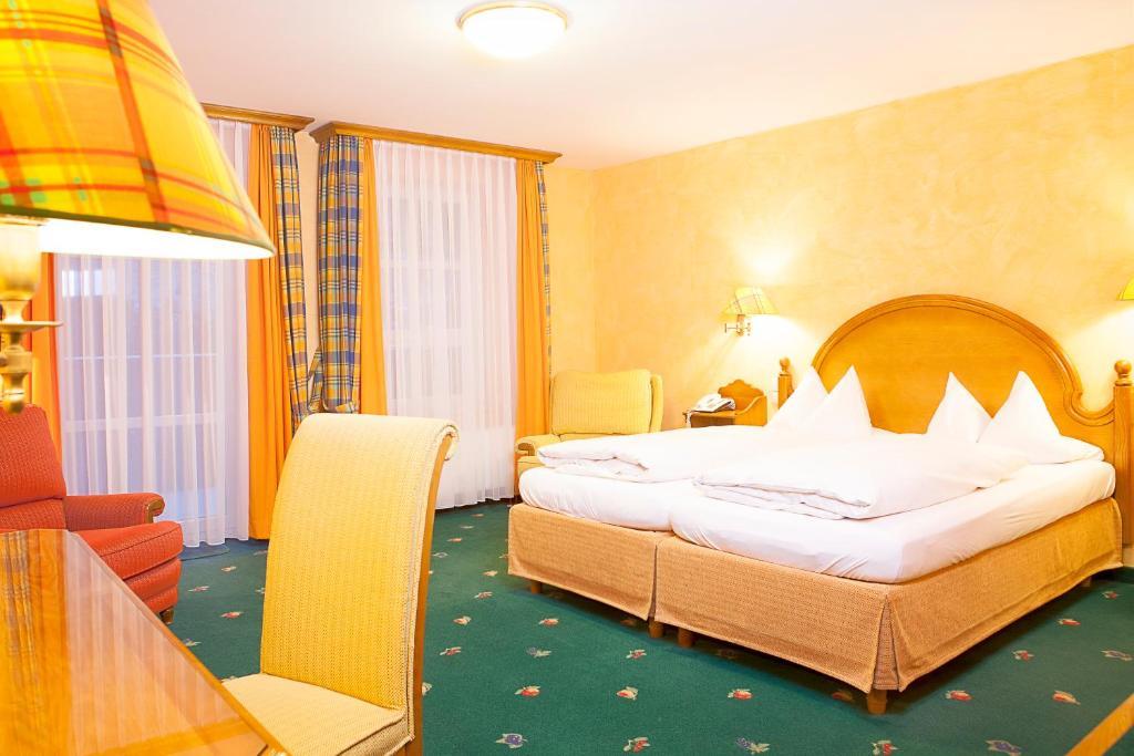 Hotel Wilder Mann Königstein in der Oberpfalz Exterior foto